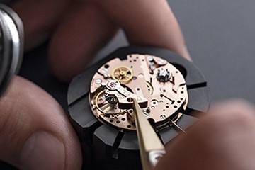 西安卡地亚手表维修中心位置