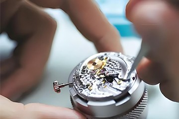 西安卡地亚表电池更换